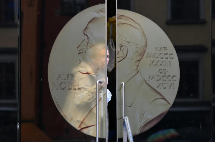 Après avoir couronné en 2024 la Sud-Coréenne Han Kang, première femme asiatique à recevoir le Nobel de littérature, l'Académie suédoise pourrait opter jeudi pour un auteur occidental