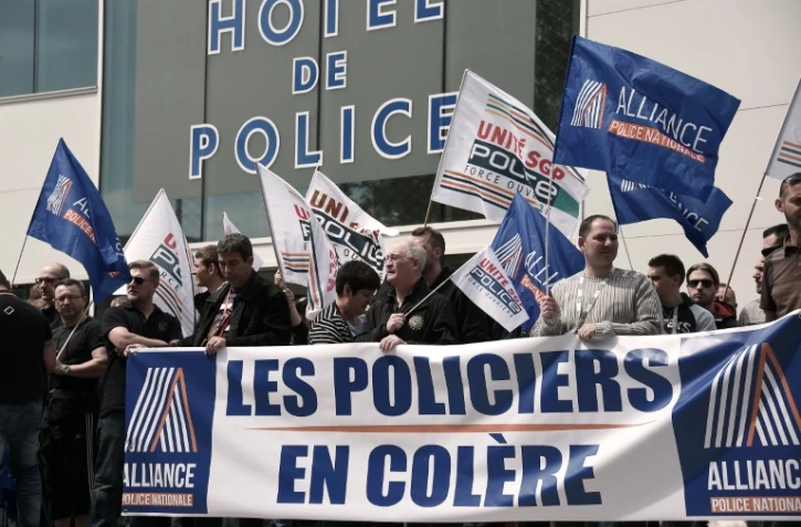 Manifestation de policiers le 18 mai 2016 devant l'HĂ´tel de police Ă  Strasbourg