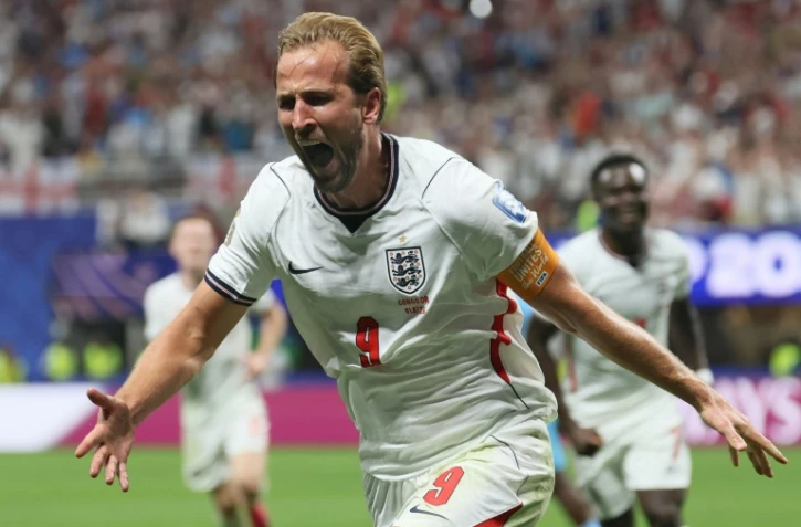 La star de l'Angleterre Harry Kane célèbre un but face à la RD Congo, lors de la Coupe du monde, le 1er juillet à Atlanta
