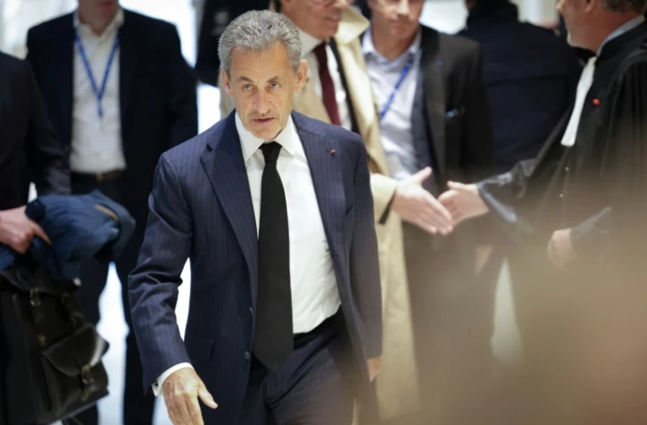 Nicolas Sarkozy arrive au tribunal à Paris le 6 janvier 2025