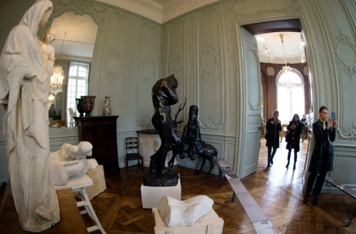 Des sculptures d'Auguste Rodin (1840 - 1917) à l'Hôtel Biron à Paris, le 6 novembre 2015
