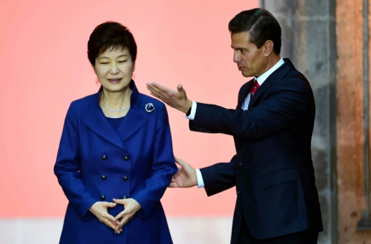 La présidente sud-coréenne Park Geun-hye avec son homologue mexicain Enrique Pena Nieto, le 4 avril 2016 à Mexico