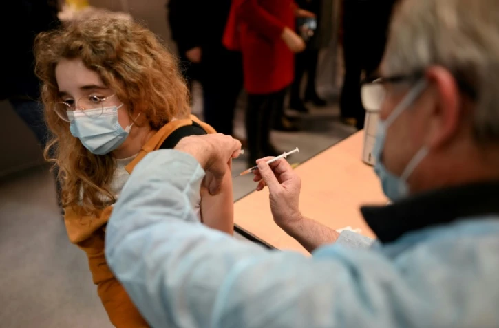 Vaccination contre le Covid-19 le 23 décembre 2021 à Paris