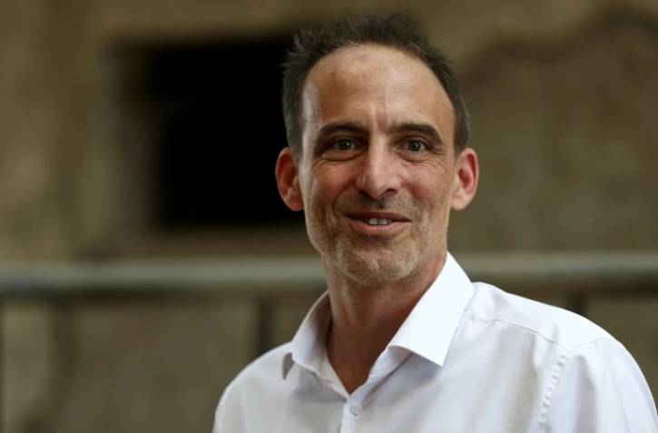 L'eurodéputé et patron de Place publique Raphaël Glucksmann le 14 juillet 2026 à Bruges, près de Bordeaux, dans le sud-ouest de la France