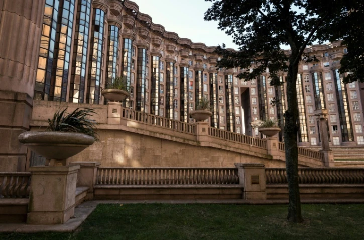 Photo prise le 11 septembre 2018 des immeubles des Abraxas à Noisy-le-Grand (Seine-Saint-Denis), conçus en 1978 par Ricardo Bofill.