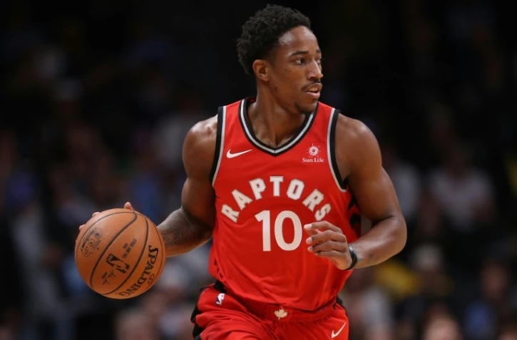 L'arrière des Toronto Raptors DeMar DeRozan contre Denver le 1er novembre 2017 à Denver