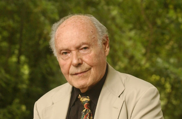 L'écrivain et académicien René de Obaldia, le 27 août 2006 à Chanceaux-près-Loches