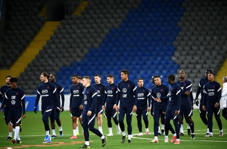 Arrivée des Bleus au stade Astana Arena de Noursoultan, au Kazakhstan, pour un entraînement, le 27 mars 2021