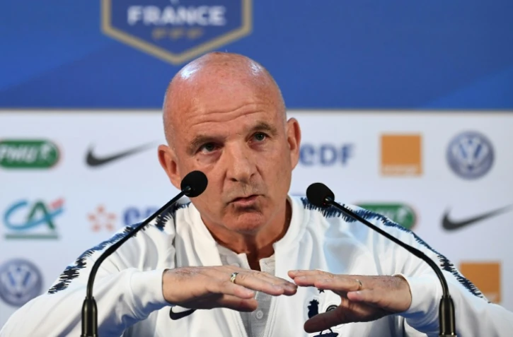 Le sélectionneur adjoint de l'équipe de France Guy Stéphan en conférence de presse à Istra, camp de base des Bleus, le 2 juillet 2018