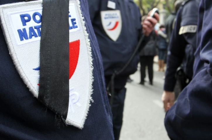 Des policiers à Ajaccio le 8 janvier 2015