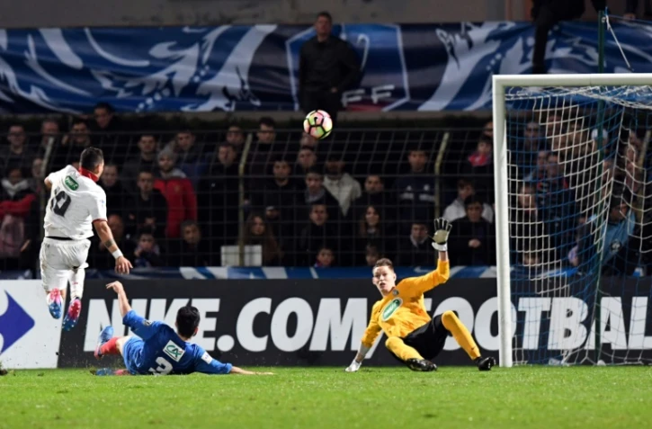 Le Lillois Rony Lopes inscrit un but contre Bergerac en Coupe de France, le 2 mars 2017 à Libourne