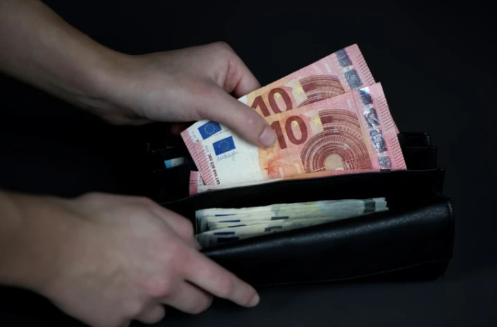 Fin de la trĂŞve hivernale, revalorisation des allocations de chĂ´mage et des prestations sociales... voici ce qui change au 1er avril