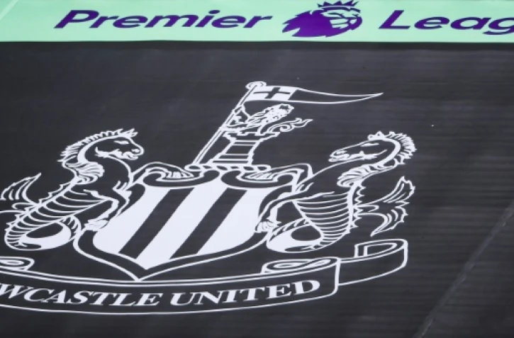 Changement d'ère pour Newcastle: le club de Premier League est depuis jeudi la propriété d'un fonds saoudien malgré l'opposition des défenseurs des droits humains 