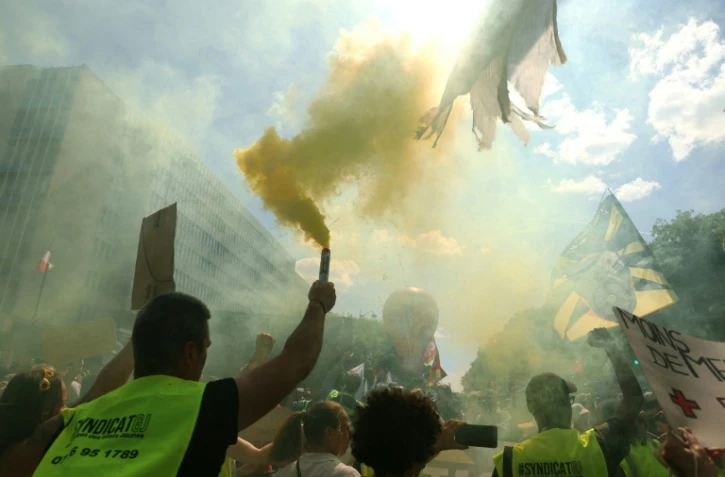 Des Gilets jaunes manifestent à Paris le 1er mai 2025