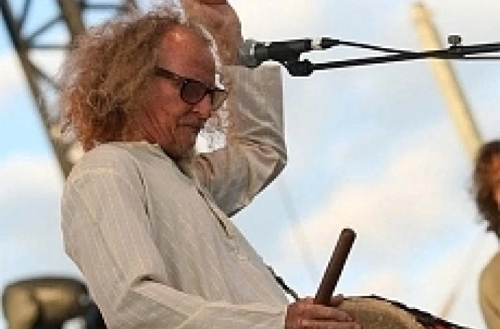 Danyèl Waro