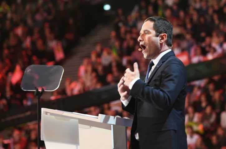 Benoît Hamon lors de son discours à Bercy à Paris le 19 mars 2017