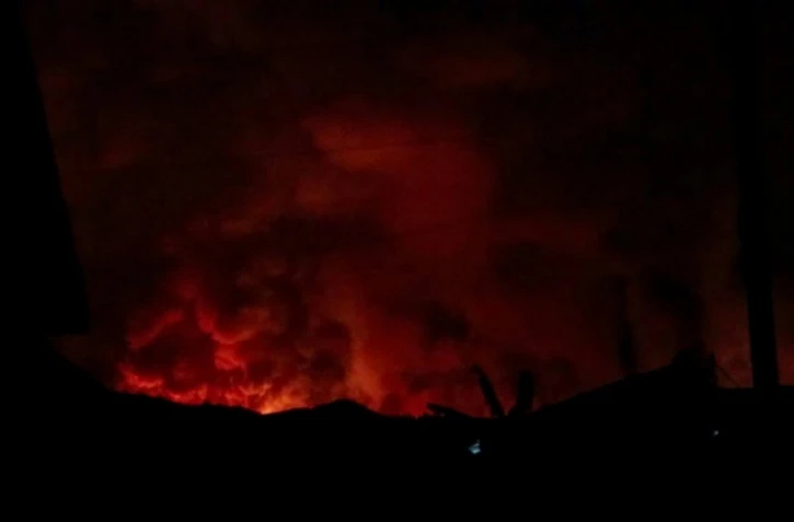 Capture vidéo de l'entrée en activité du volcan Nyiragongo, proche de Goma en République démocratique du Congo, le 22 mai 2021