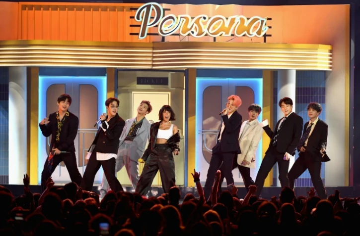 Le groupe de K-pop coréen BTS sur scène à Las Vegas, le 1er mai 2019