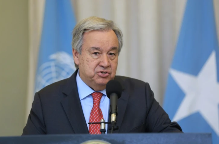 Le secrétaire général de l'ONU Antonio Guterres s'exprime au palais présidentiel de Mogadiscio lors de sa visite en Somalie le 11 avril 2023