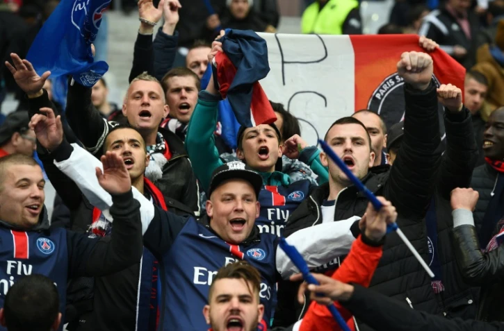 Supporteurs du PSG lors de la finale de la Coupe de la Ligue face à Lille au Stade de France, le 23 avril 2016 