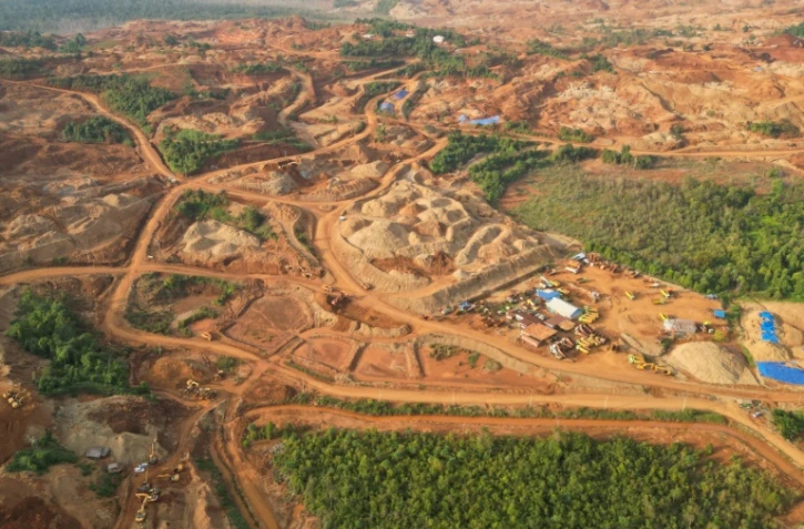Vue aérienne du parc indusriel de Morowali, le 14 mai 2023 en Indonésie