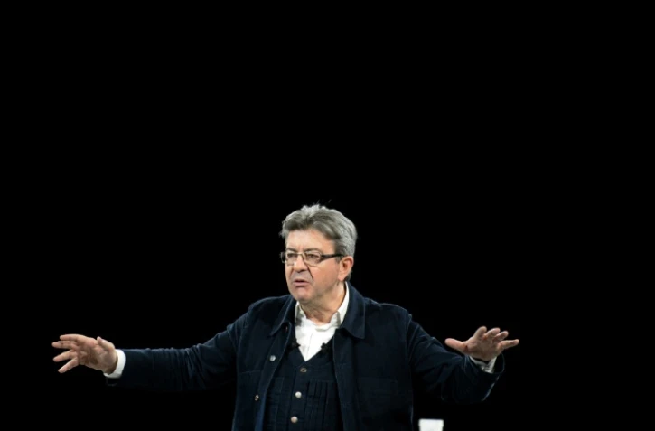 Jean-Luc Mélenchon s'exprime lors d'un meeting à Rennes, le 26 mars 2017 