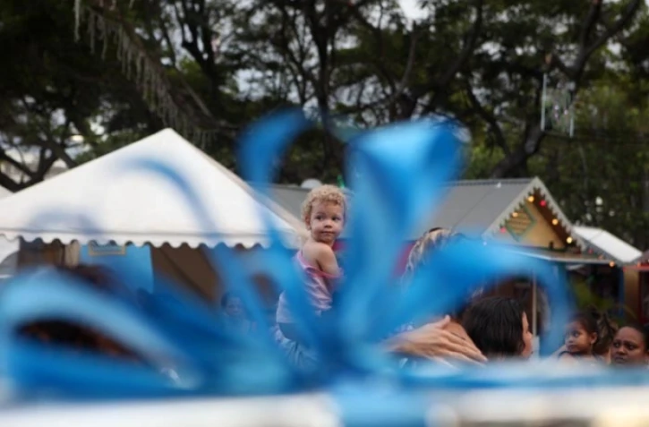 Mercredi 15 décembre 2010

Village de Noël à Saint-Denis

(Photo Marie Trouvé)