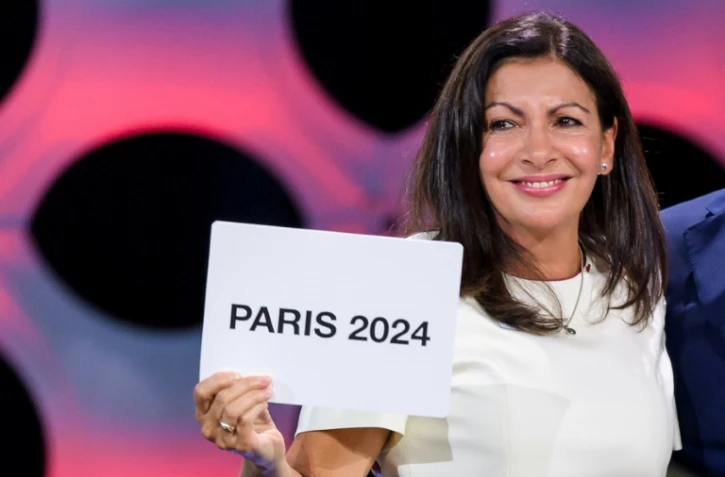 La maire de Paris Anne Hidalgo, heureuse de décrocher les JO de 2024 à l'issue d'un vote du CIO à Lima, le 13 septembre 2017