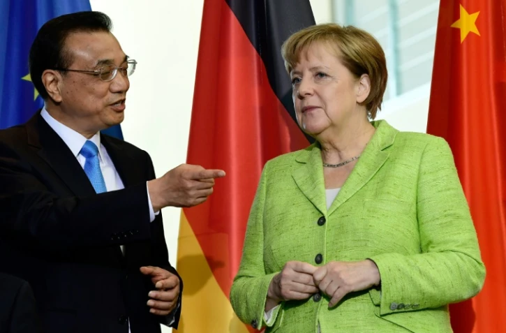 Le Premier ministre chinois Li Keqiang et la chancelière allemande Angela Merkel à Berlin, le 1er juin 2017