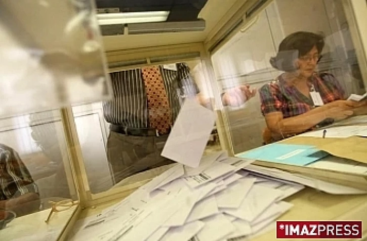 Dépouillement à la chambre de commerce et d'industrie (archives)