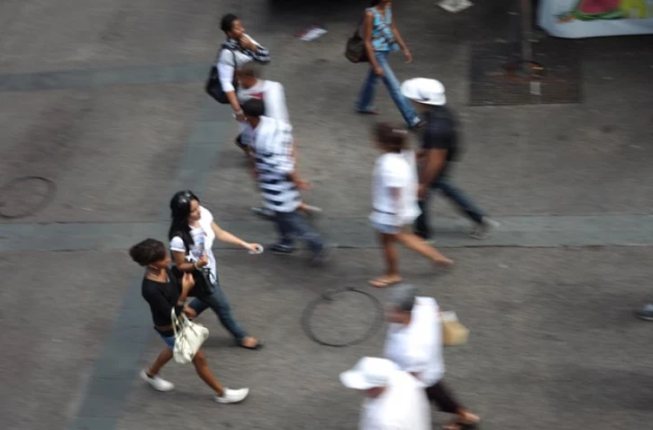 Scène de rue à Saint-Denis