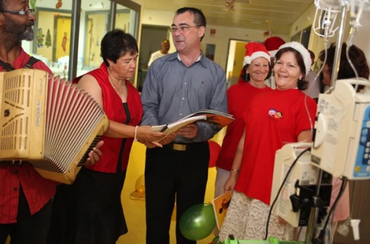 Samedi 25 Décembre 2010
Noël à l'hôpital Félix Guyon
(Photo Marie Trouvé)