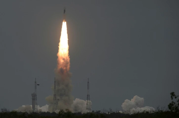 La sonde Chandrayaan-2 de l'Organisation de recherche spatiale indienne décolle de Sriharikota, une île du sud-est de l'Inde, le 22 juillet 2019