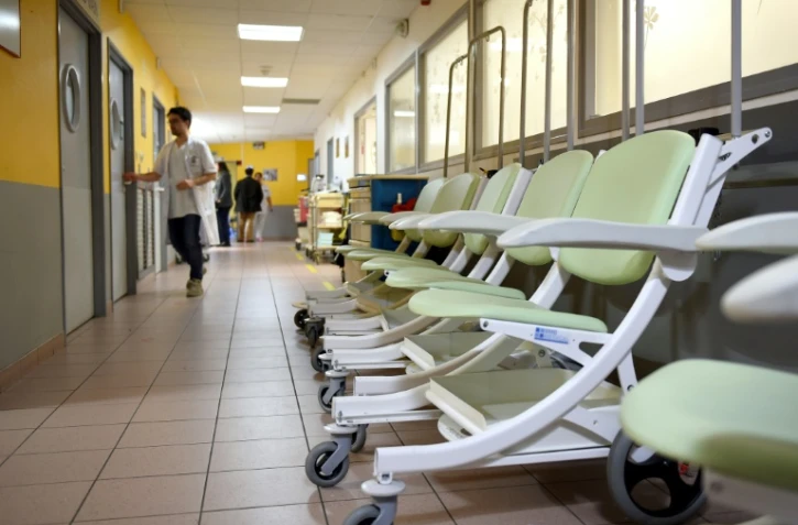 La hausse du forfait hospitalier, prévue dans le budget de la Sécurité sociale pour 2018, devrait rapporter entre 150 et 180 millions d'euros