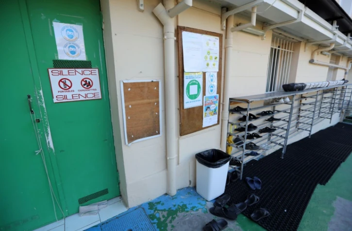 L'entrée de la mosquée Al Madina Al Mounawara, le 12 janvier 2022 à Cannes