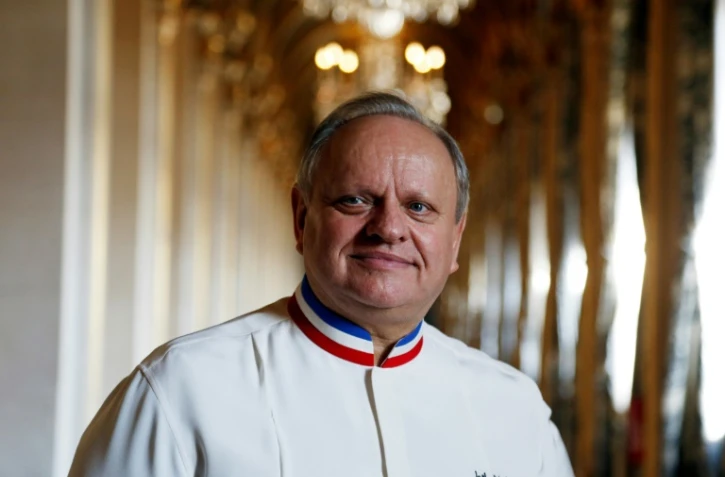 Le chef français Joël Robuchon, le 14 janvier 2016 à l'Hötel de Ville de Paris