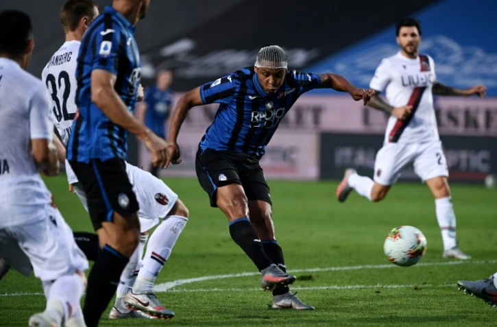 L'attaquant colombien de l'Atalanta Luis Muriel marque l'unique but du match contre Bologne, le 21 juillet 2020 à Bergame