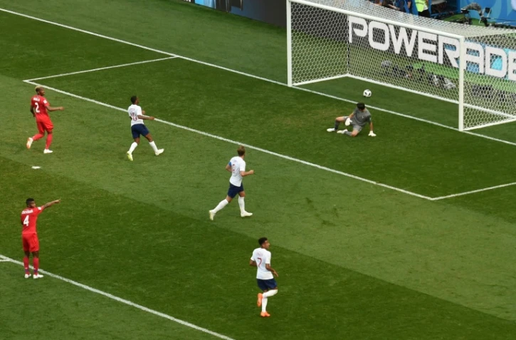 Le capitaine Harry Kane inscrit le 6e but de l'Angleterre, son 3e personnel, contre le Panama à Nijni Novgorod, le 24 juin 2018 