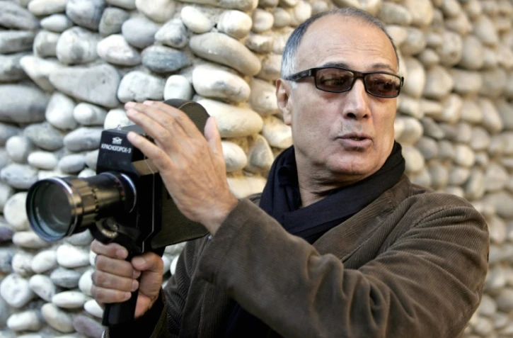 Le réalisateur iranien Abbas Kiarostami à Nice dans le sud de la France, le 4 décembre 2007