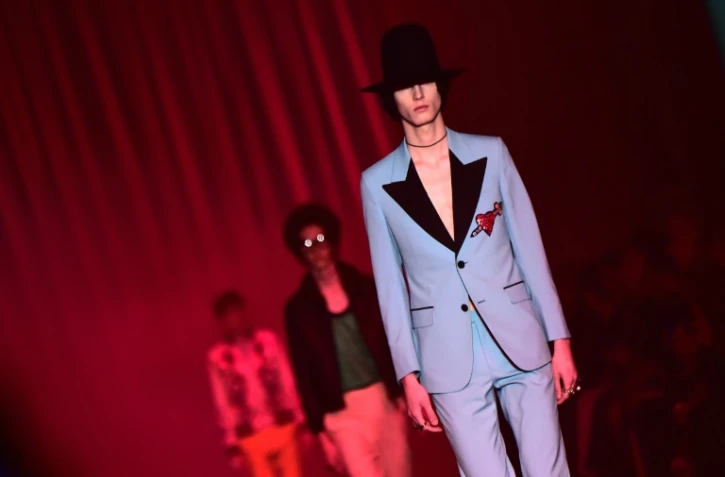 Une création de la maison Gucci présentée lors de la Fashion week automne/hiver 2016/2017 à Milan