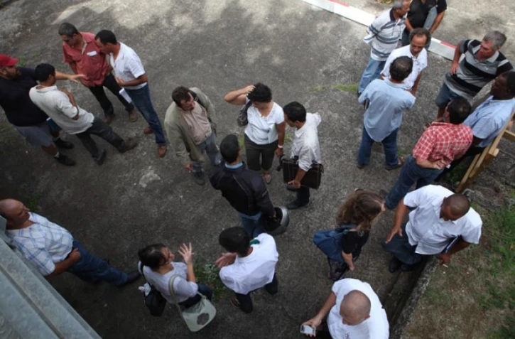 Mercredi 12 Janvier 2011
Les syndicats agricoles à la direction de l'alimentation de l'agriculture et de la forêt (Daaf)
(Photo Marie Trouvé)