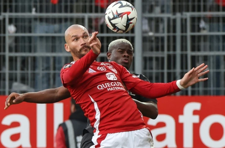 Le joueur du club de Brest Ludovic Ajorque lors d'un match contre le Stade Rennais à Brest le 19 octobre 2024