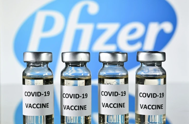 Des ampoules de vaccin contre le Covid-19 du laboratoire Pfizer, le 17 novembre 2020