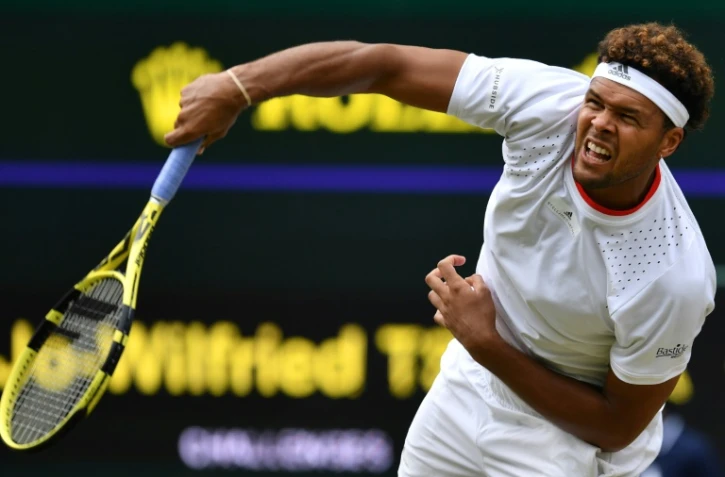 Il s'agit de la première victoire du Français Jo-Wilfried Tsonga contre un membre du Top 10 mondial depuis 2 ans, ici en photo lors du tournoi de Wimbledon à Londres le 6 juillet 2019