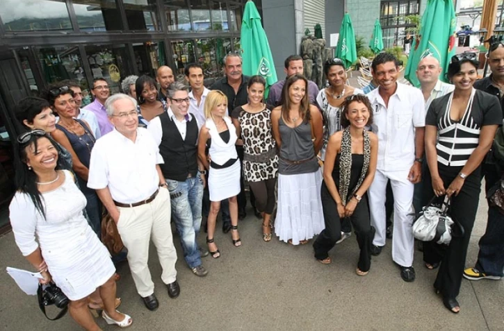 Jeudi 27 Janvier 2011

 Conférence de presse de Réunion Première