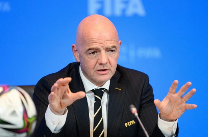 Le président de la FIFA Gianni Infantino, lors d'une conférence de presse, le 20 octobre 2021 à Zurich, à propos de l'organisation éventuelle d'une Coupe du monde masculine et féminine, disputée tous les deux ans