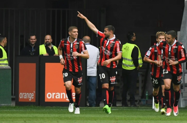 L'attaquant de Nice Mickaël Le Bihan (c) buteur contre Nancy à l'Allianz Riviera, le 15 avril 2017
