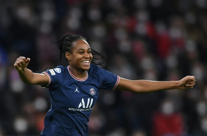 La joie de l'attaquante du Paris Saint-Germain Marie-Antoinette Katoto, après avoir marqué son 2e but face au Bayern Munich, en quart de finale aller de la Ligue des Champions, le 22 mars 2022 à l'Allianz Arena