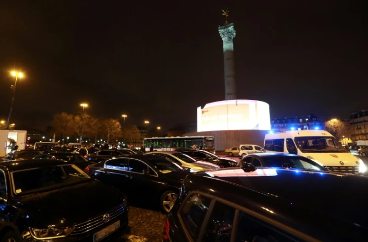 Des chauffeurs VTC bloquent la place de la Bastille, le 16 janvier 2017