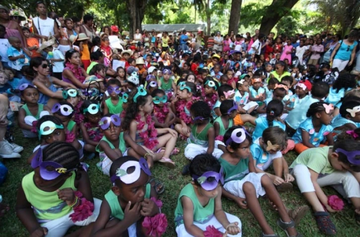 Mardi 8 Mars 2011

Carnaval au Jardin de l' Etat